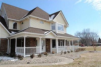 2nd image of 6925 Richwine Ct
