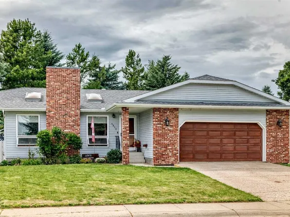 5812 E 60th St, Ponoka, AB T4J 1L3