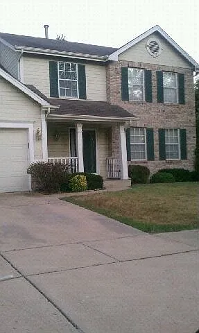 2902 Sherwood Dr photo 1
