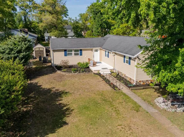 1816 Cremen Rd, Pasadena, MD 21122