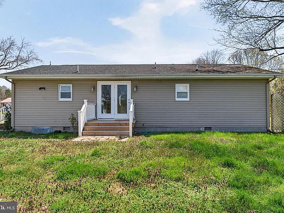 2nd image of 13690 Bobtown Rd