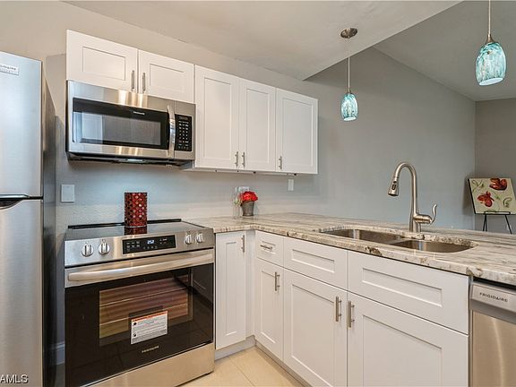 5th image of 6343 Royal Woods Dr