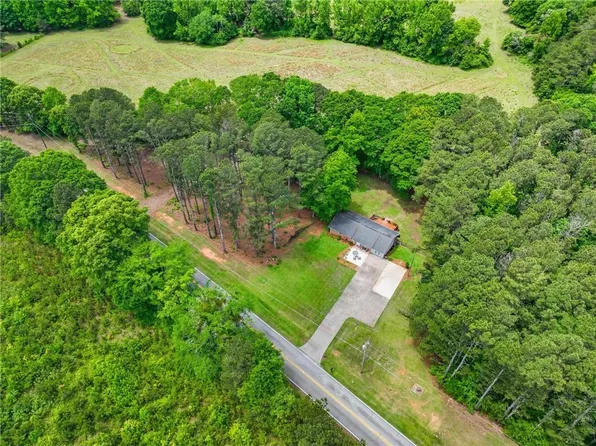 3198 E Fairview Rd, McDonough, GA 30252