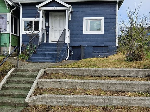 2nd image of 1711 S Cushman Ave
