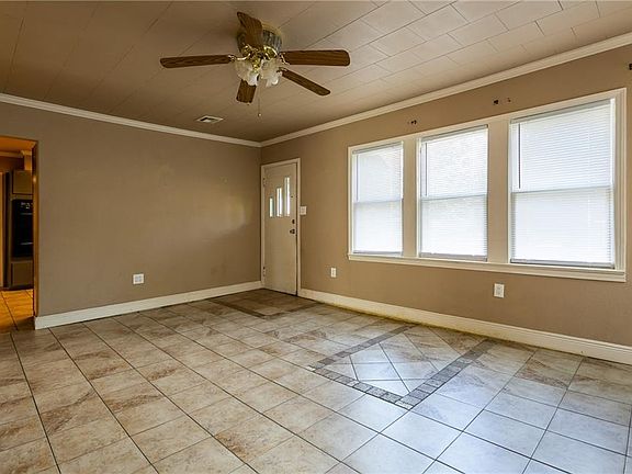 2nd image of 400 W Cornell St