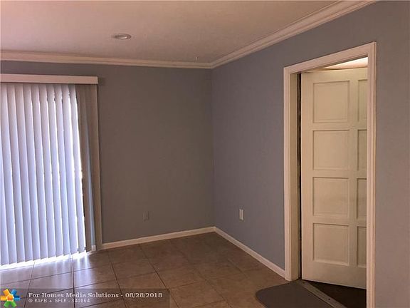4th image of 11607 NW 29th St #5-B