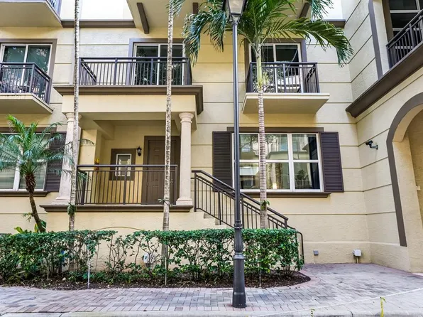 2609 NE 14th Avenue #114, Wilton Manors, FL 33334