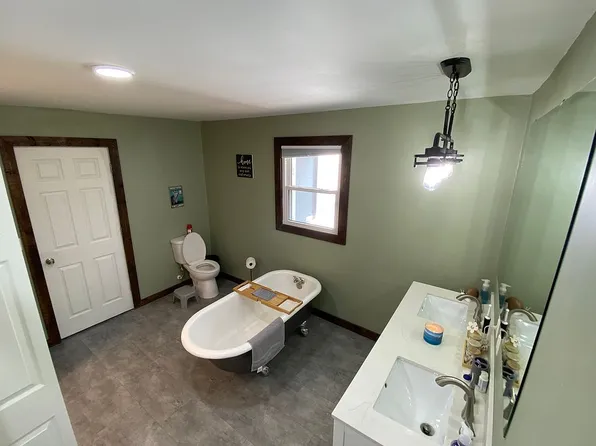 602 E Everly Brothers Blvd, Central City, KY 42330
