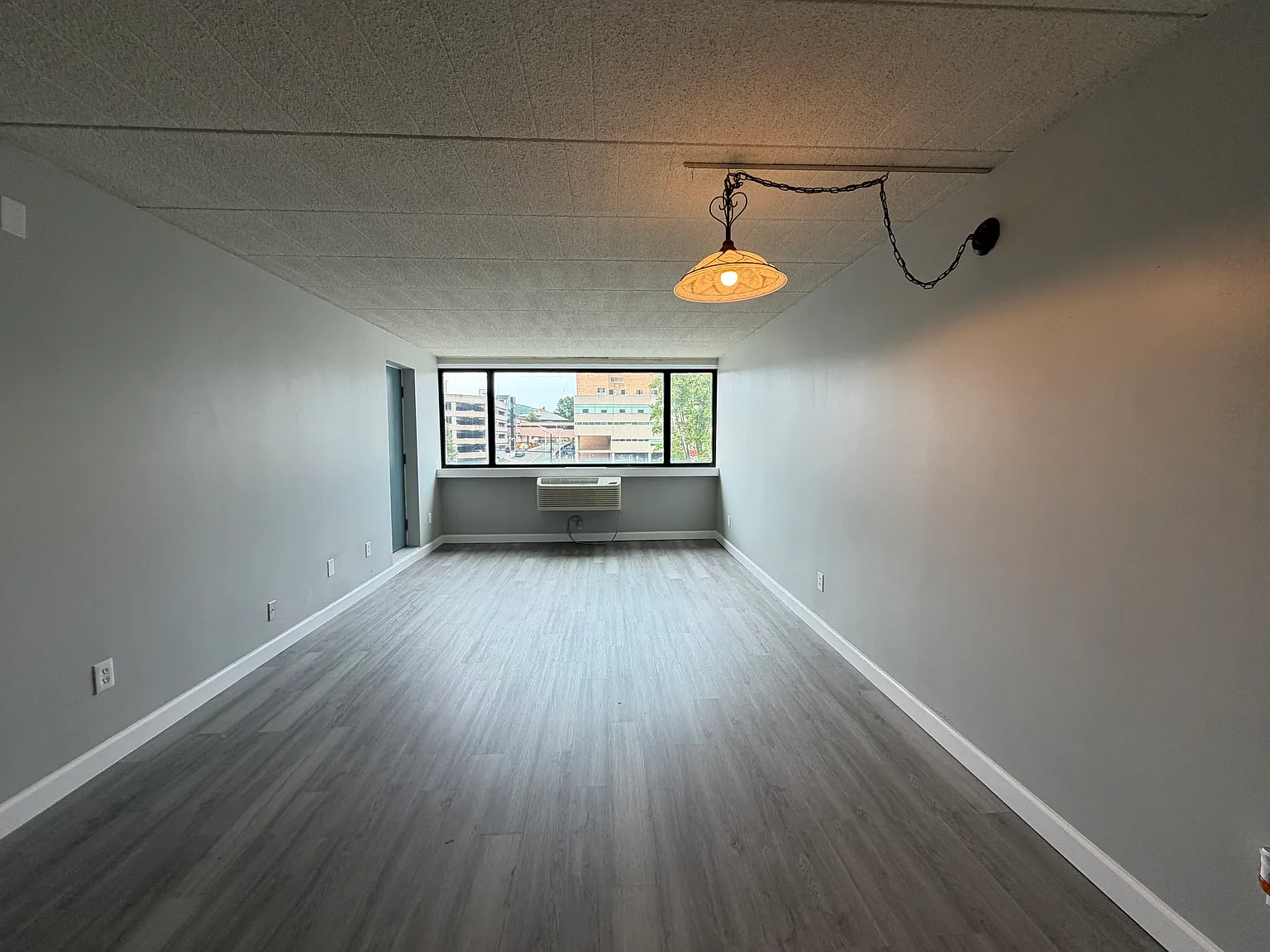 2 bed, $1,450 — Photo 4