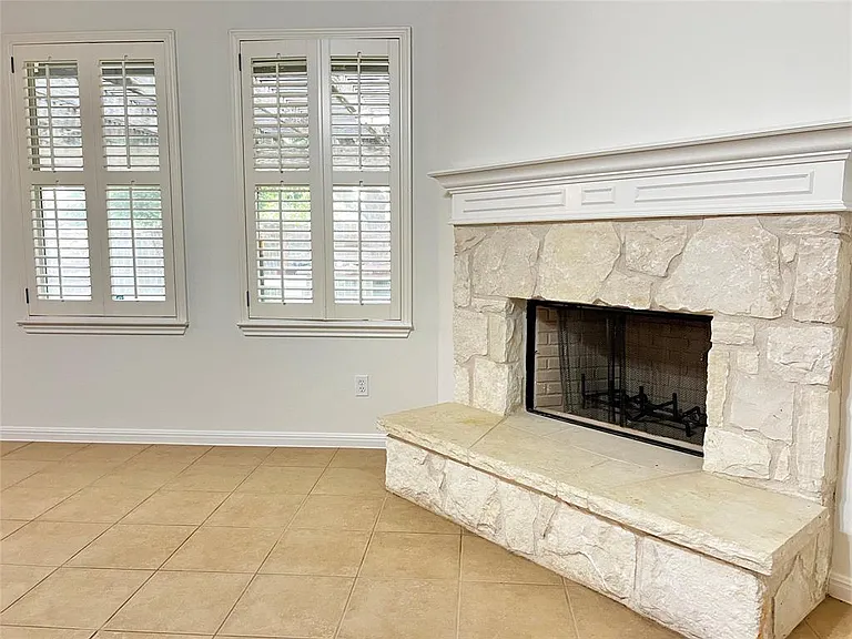 9500 Castle Pines Dr — Photo 10