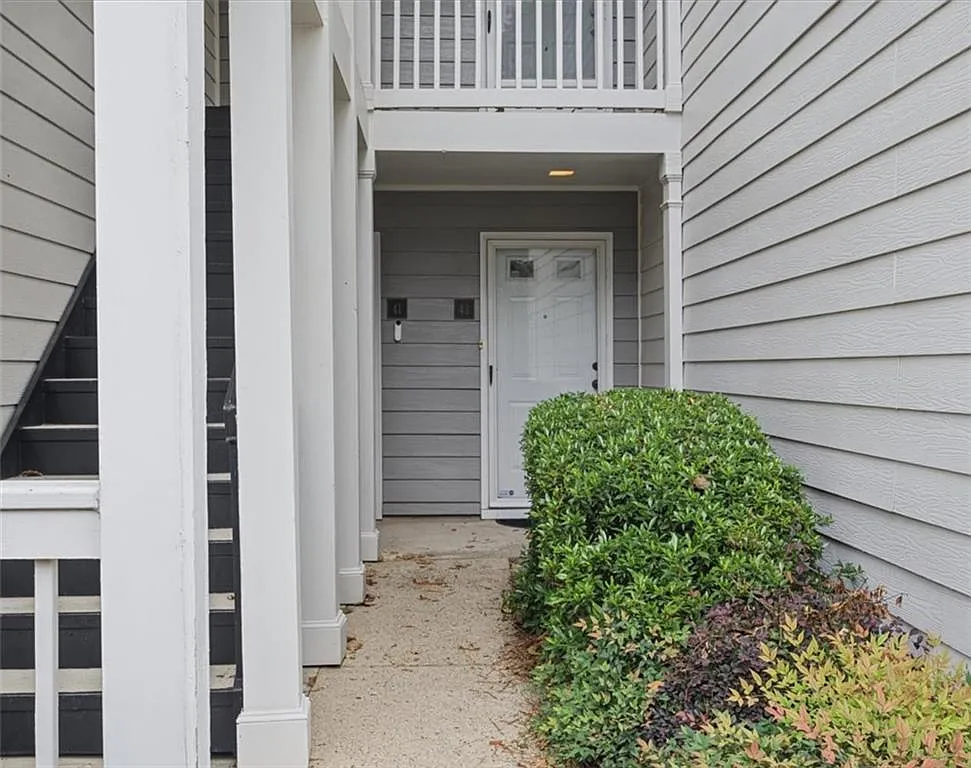 2 bed, 2.0 bath, 1466 sqft, $2,175 — Photo 4