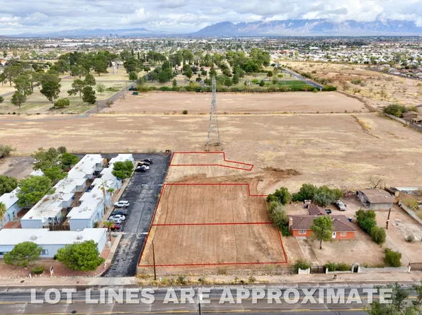 5686 S Sierra Breeze Dr, Tucson, AZ 85706