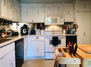 12137 Charlotte St, Kansas City, MO 64146