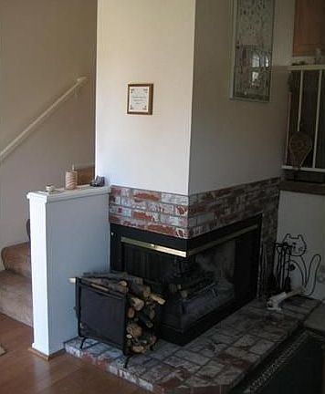 3rd image of 17922 River Cir APT 3