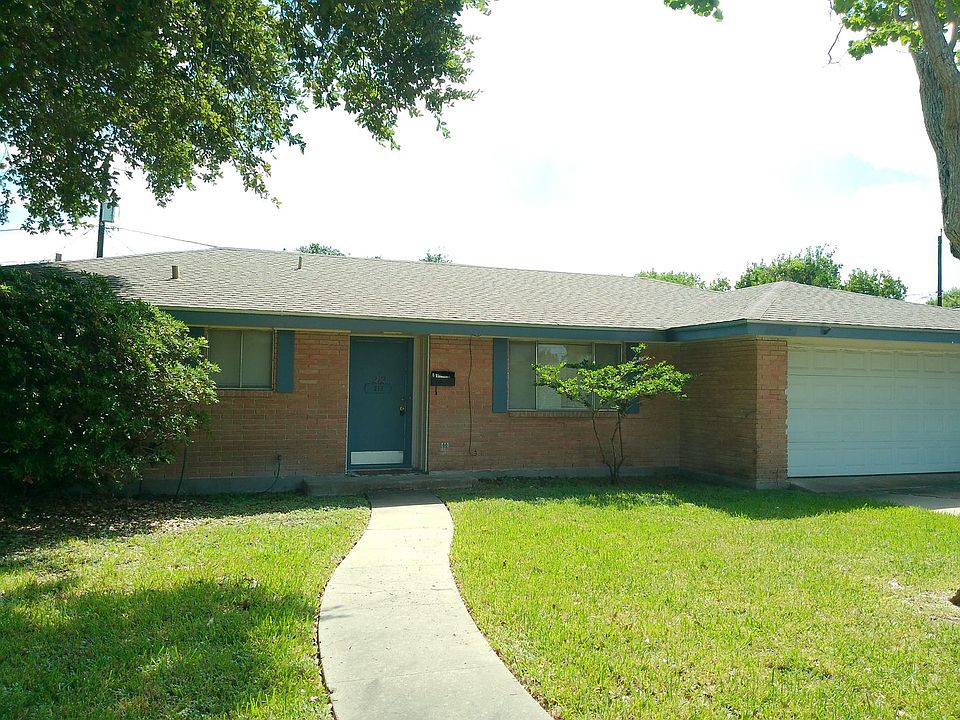 1st image of 212 Carmel Dr