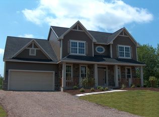 3325 Rock Rose Cir, Baldwinsville, NY