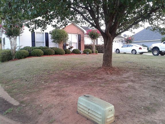 2nd image of 1561 Sweetwater Dr