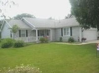 426 Old Country Way, Wauconda, IL 60084