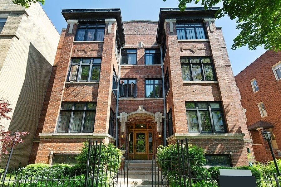 1st image of 1100 W Columbia Ave APT 3E