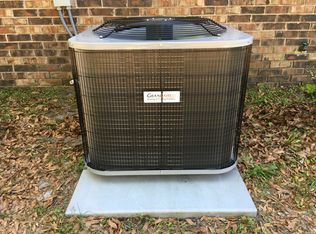 2017 Hickory Ln, Tallahassee, FL 32305