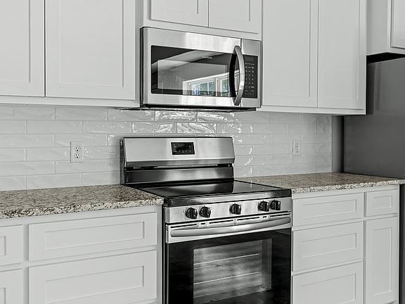 3rd image of 2290 W Tarleton St #101