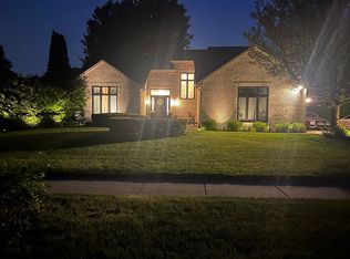 48941 Jerome Dr, Utica, MI 48315