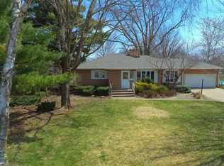 3924 Rownd St, Cedar Falls, IA 50613