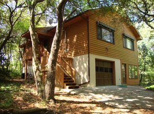 105 Hemlock Ct, Pine Knoll Shores, NC 28512