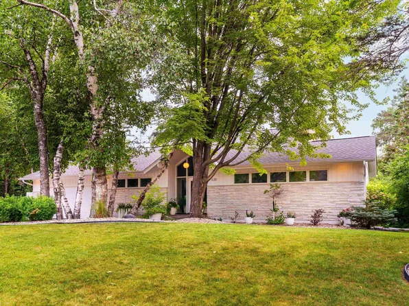 630 Valley Dr, Duluth, MN 55804