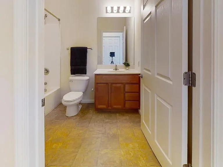 Windsor West | Specials Available — Photo 81