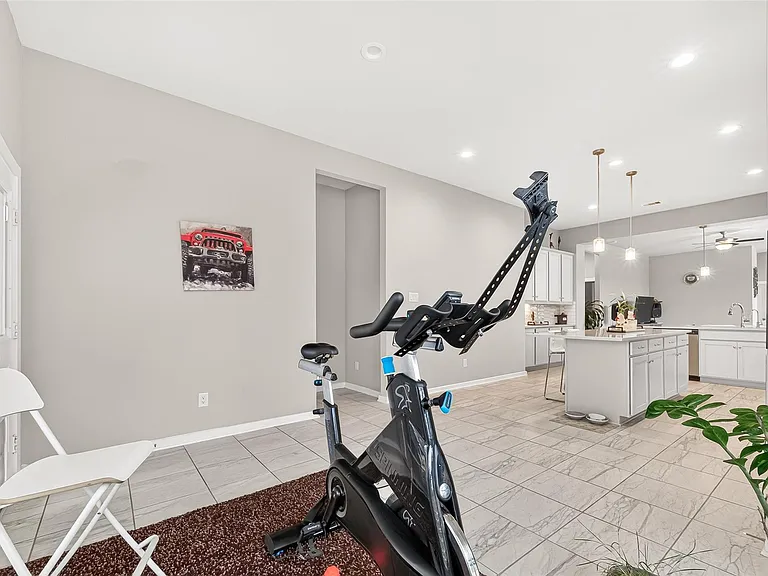 305 Rise Ln — Photo 20