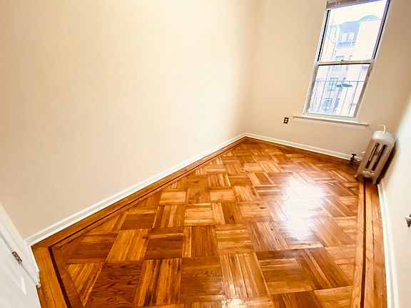 3rd image of 30-50 35th St #33R