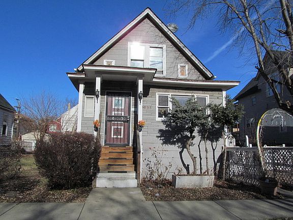 2nd image of 5838 W Walton St