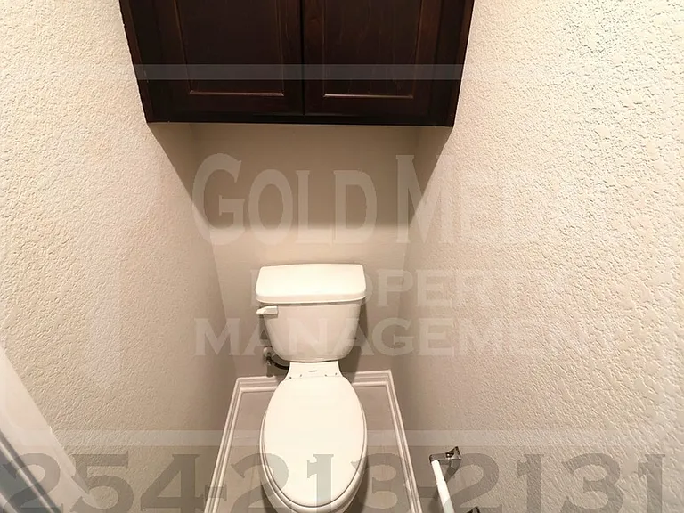 1810 Horatio St — Photo 21