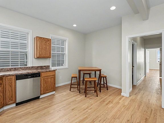 5th image of 55 4th St #57