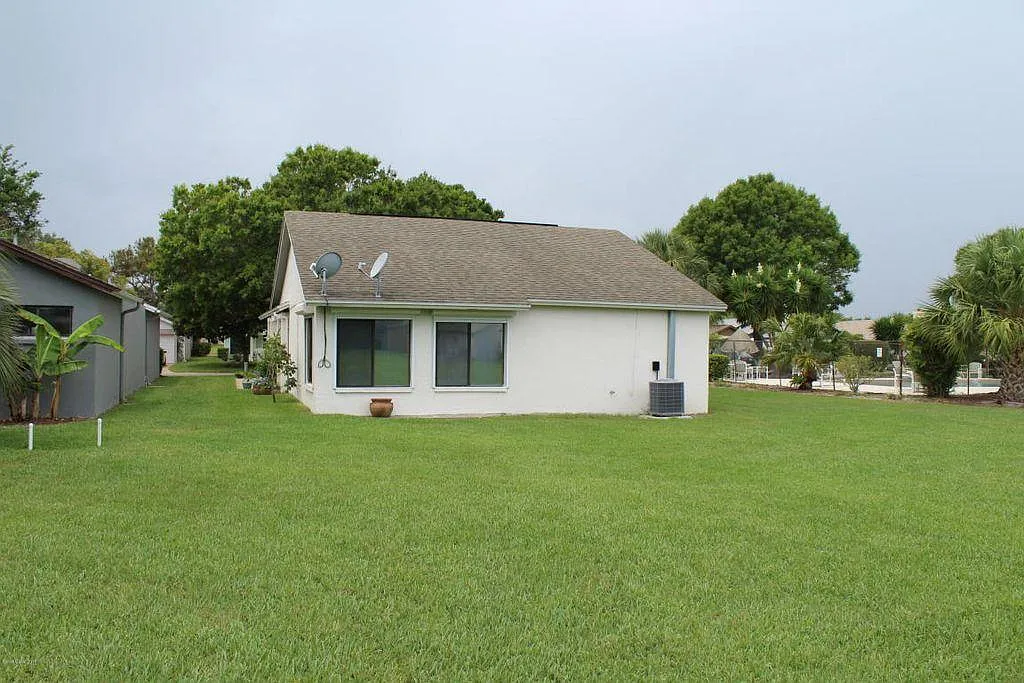 3 bed, 1367 sqft, $1,950 — Photo 4