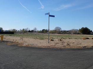 Vic Lot, Lake Los Angeles, CA 93535