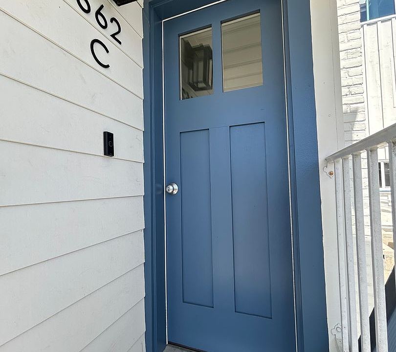 1st image of 662-664 S Coast Hwy #662-C