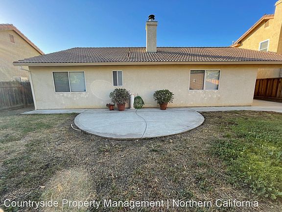 3rd image of 1848 Sonoma Ave