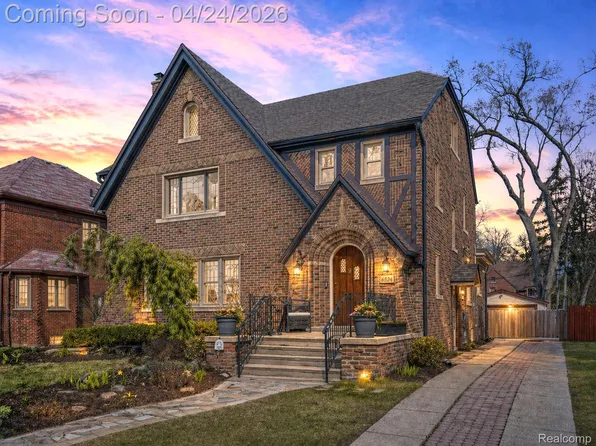 18974 Warrington Dr, Detroit, MI 48221