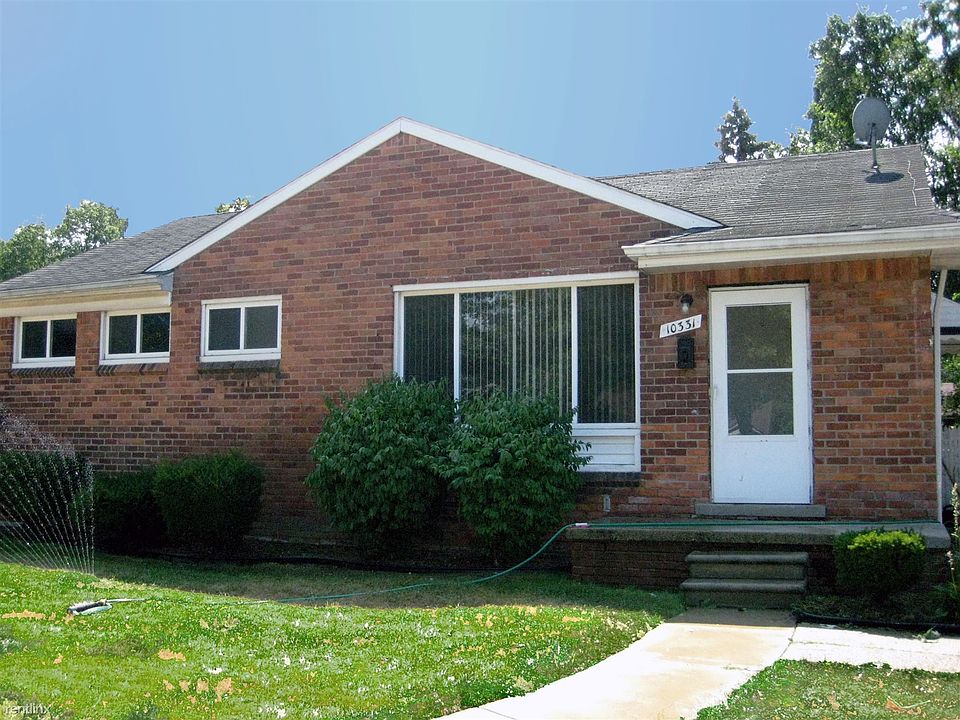 10331 Oak Park 2015