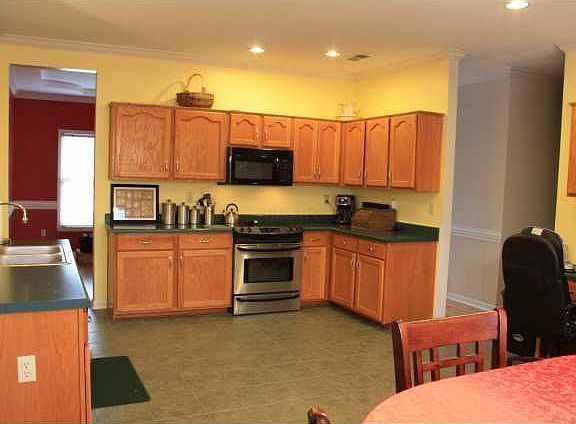 8950 Buckstone Cv, Cordova/Appling, TN 38018