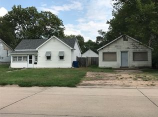 1813 Avenue F, Kearney, NE 68847