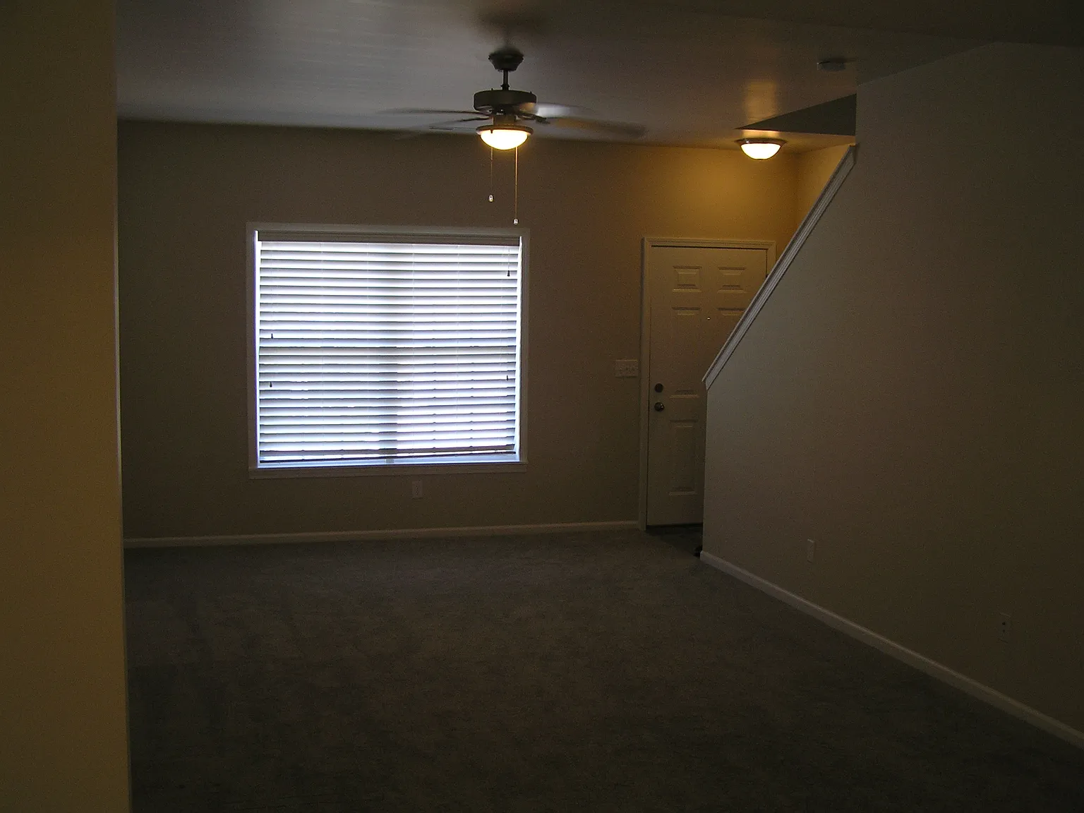 3 bed, 2.5 bath, 1500 sqft, $1,950 — Photo 4