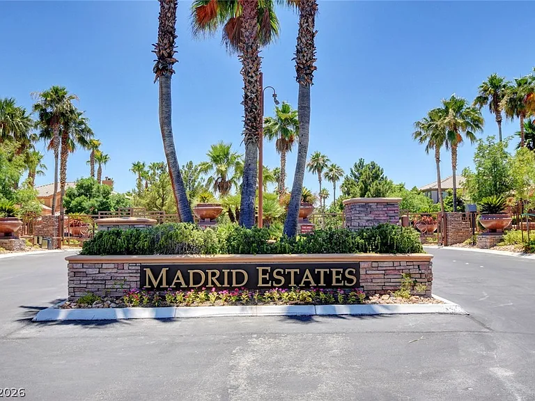 9462 Castillana Ct — Photo 60