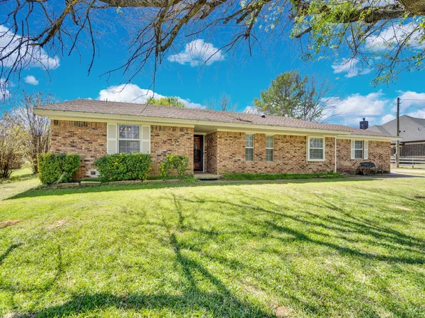 114 Jean Ln, Burleson, TX 76028