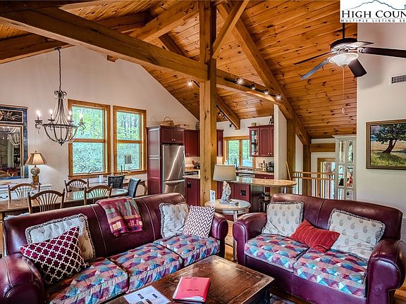5th image of 164 Keowee Camp Lane