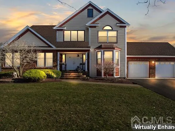 38 Oakland Rd, Old Bridge, NJ 08857