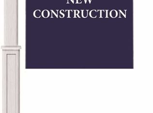 12 Walnut Tree Ln, Cold Spring Harbor, NY 11724