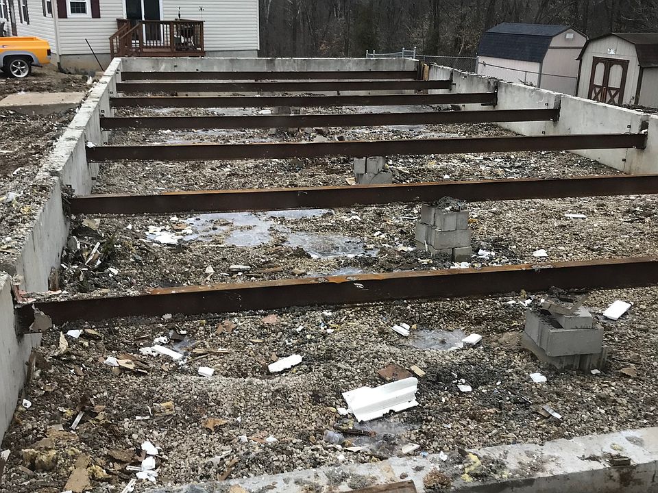 1st image of 1819 Willow Dr